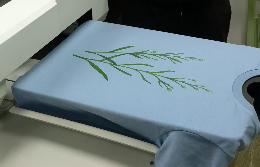 Пошив одежды с принтами - принтер прямой печати