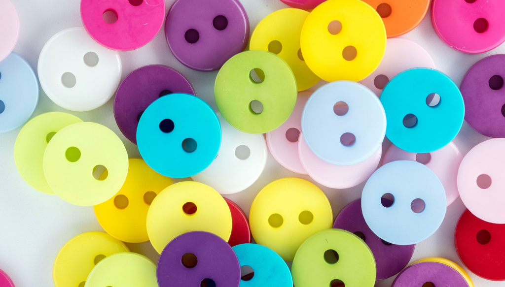 5 основных видов швейной фурнитуры - пуговицы