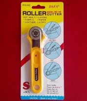 Нож раскройный дисковый Cloth Cutter C (28 мм)