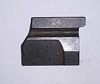 Колодка ножа S37196-001 24 мм JINZHEN
