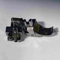 Лапка для отстрочки с роликом SP-18 1/4" (6,4 мм) Jack Лапка для отстрочки с роликом SP-18 1/4" (6,4 мм) Jack